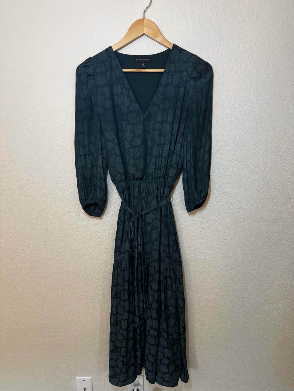 Banana Republic Dark Green Floral Midi Dress with Tie